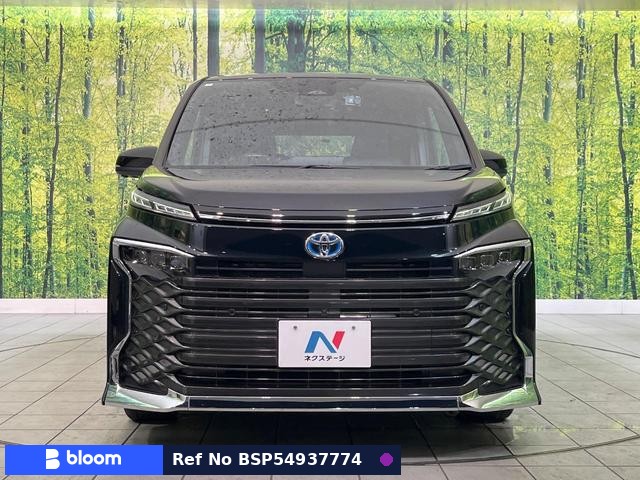 2024 Toyota Voxy