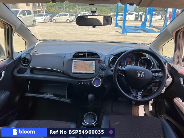 2011 Honda FIT Shuttle Hybrid
