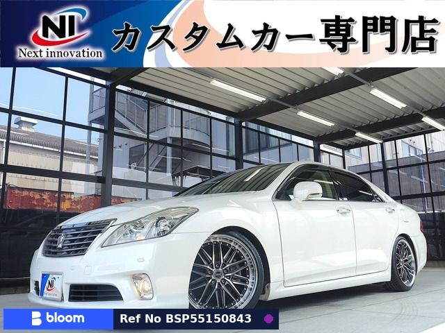 2011 Toyota Crown