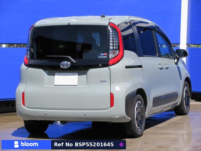 2022 Toyota Sienta