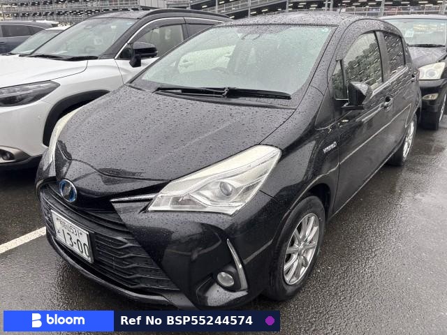2017 Toyota Vitz