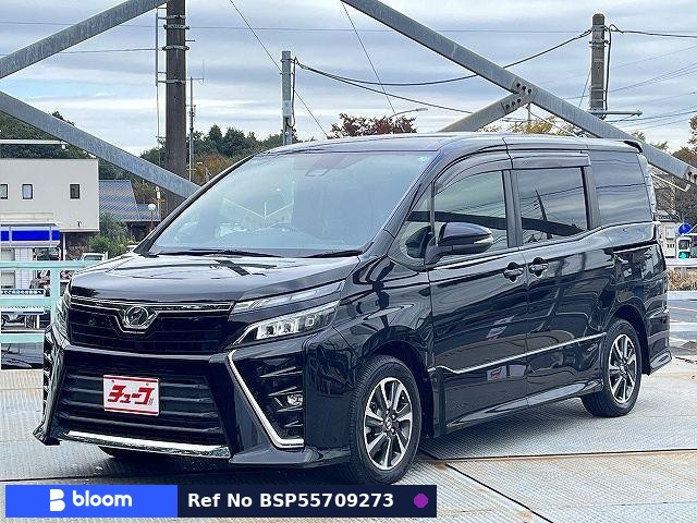 2017 Toyota Voxy