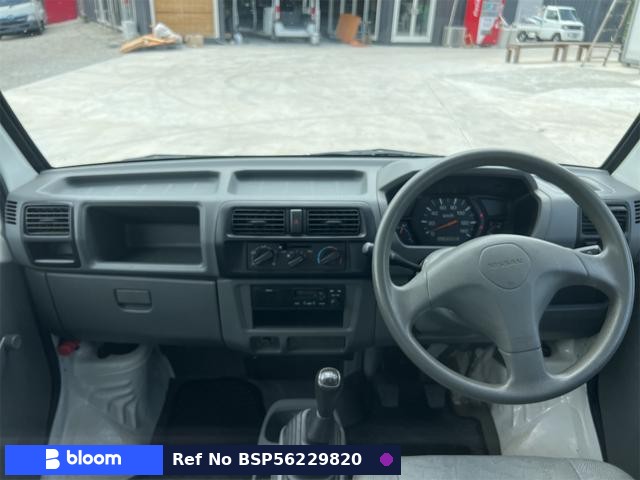 2004 Nissan Clipper Truck
