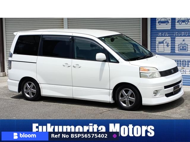 2002 Toyota Voxy