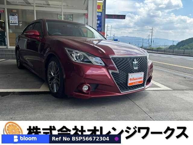 2013 Toyota Crown