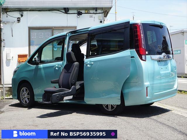 2017 Toyota Noah