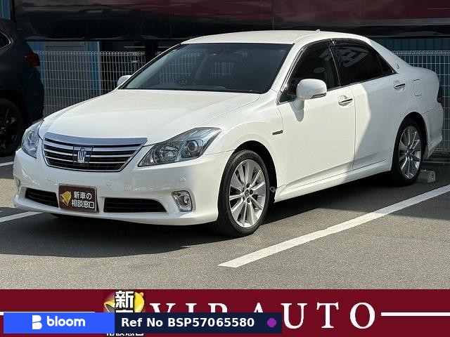 2011 Toyota Crown Hybrid