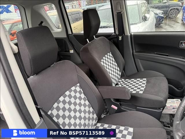 2011 Mitsubishi Delica D2