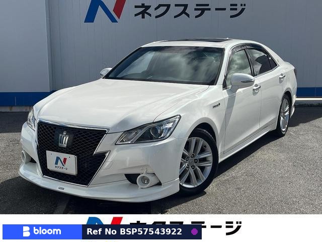 2013 Toyota Crown Hybrid
