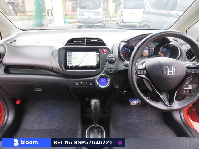 2012 Honda FIT Hybrid