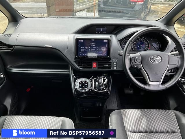 2019 Toyota Voxy
