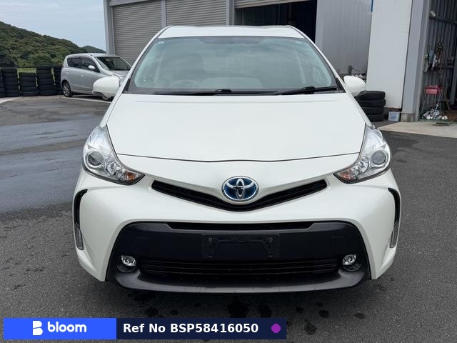2015 Toyota Prius Alpha