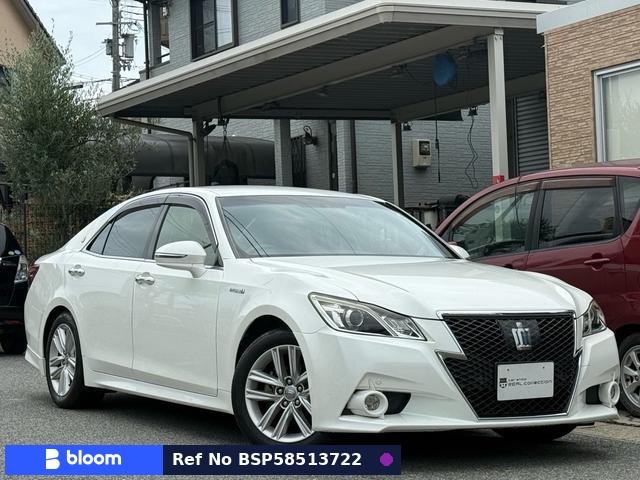 2014 Toyota Crown Hybrid