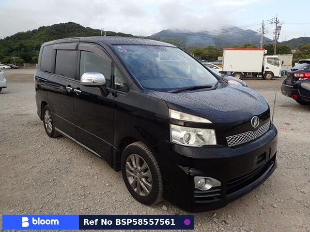 2012 Toyota Voxy