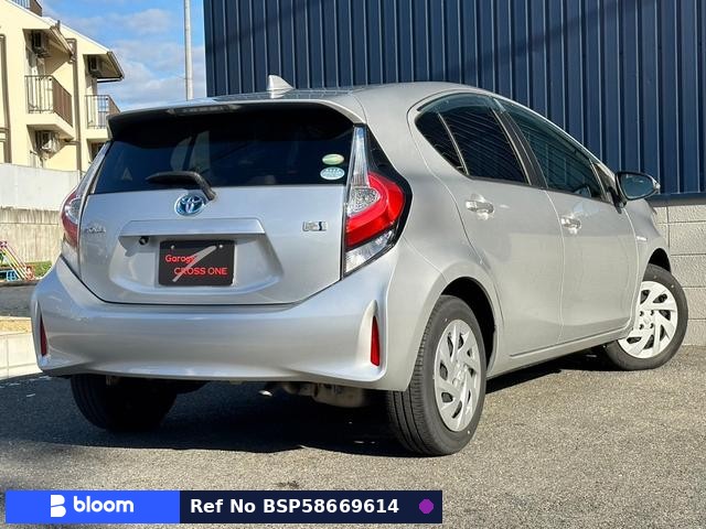2017 Toyota Aqua