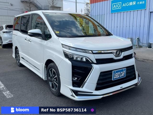 2017 Toyota Voxy