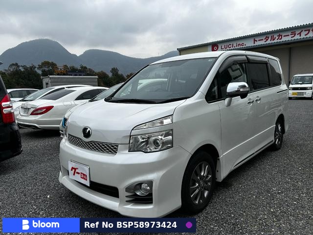 2012 Toyota Voxy
