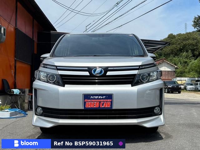 2014 Toyota Voxy
