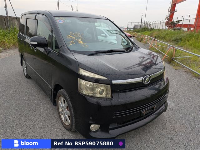 2007 Toyota Voxy