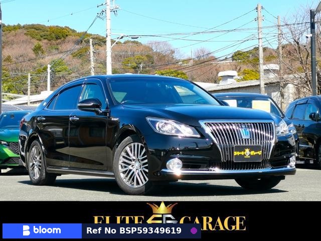 2015 Toyota Crown Majesta