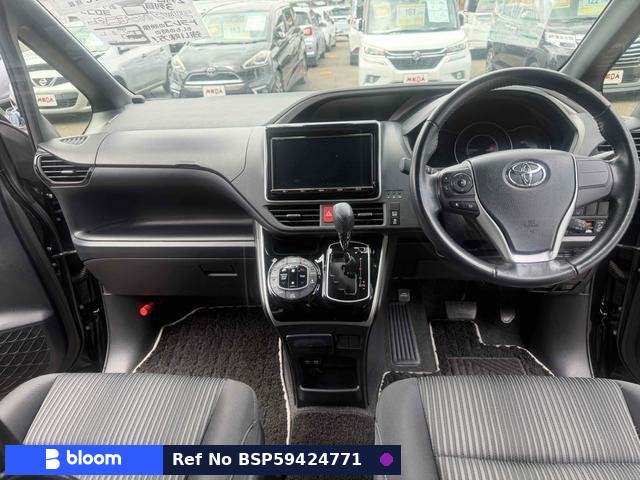 2018 Toyota Voxy