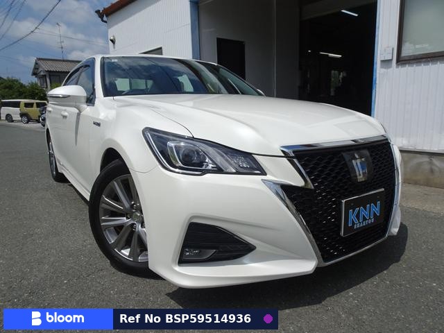 2016 Toyota Crown Hybrid