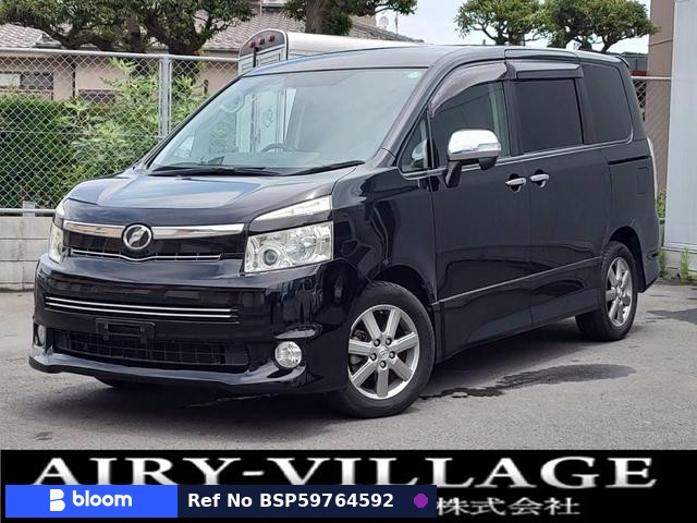 2009 Toyota Voxy
