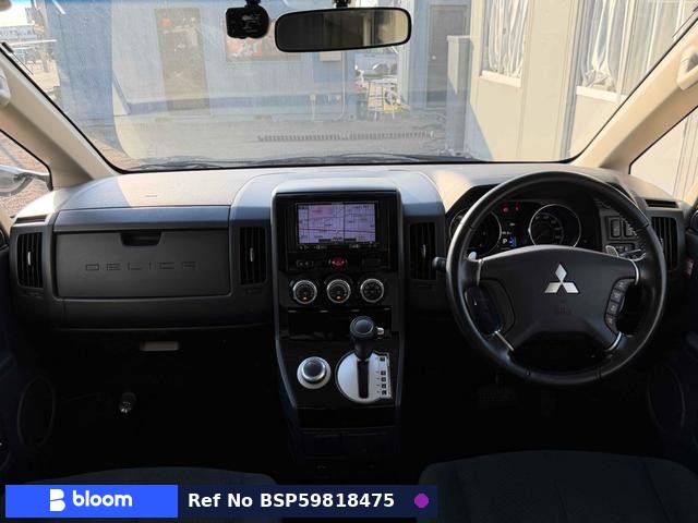 2018 Mitsubishi Delica D5