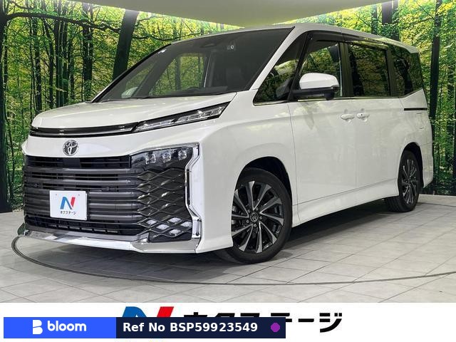 2022 Toyota Voxy