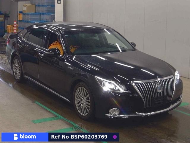 2016 Toyota Crown Majesta