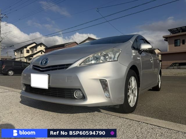 2012 Toyota Prius Alpha