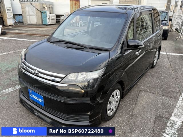2013 Toyota Spade