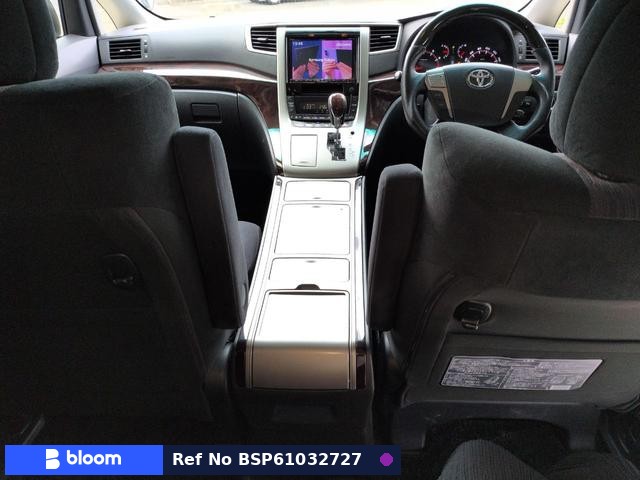 2012 Toyota Alphard
