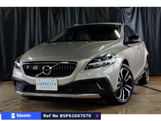 2018 Volvo V40