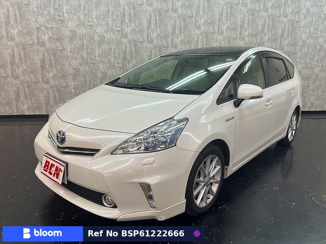 2012 Toyota Prius Alpha