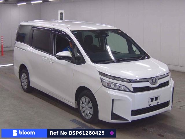 2020 Toyota Voxy