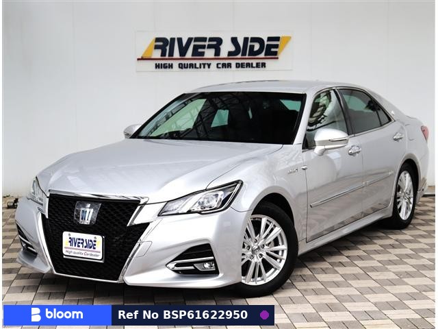2016 Toyota Crown Hybrid