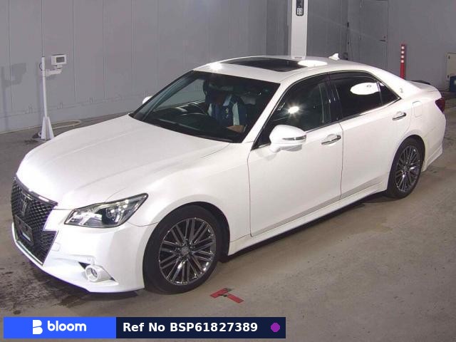 2013 Toyota Crown
