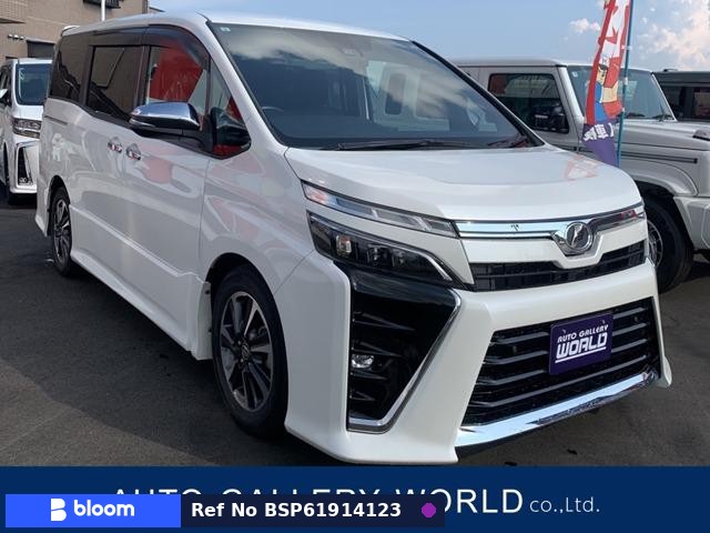 2019 Toyota Voxy