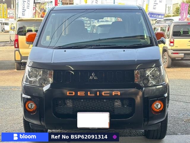 2017 Mitsubishi Delica D5
