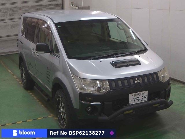 2007 Mitsubishi Delica D5
