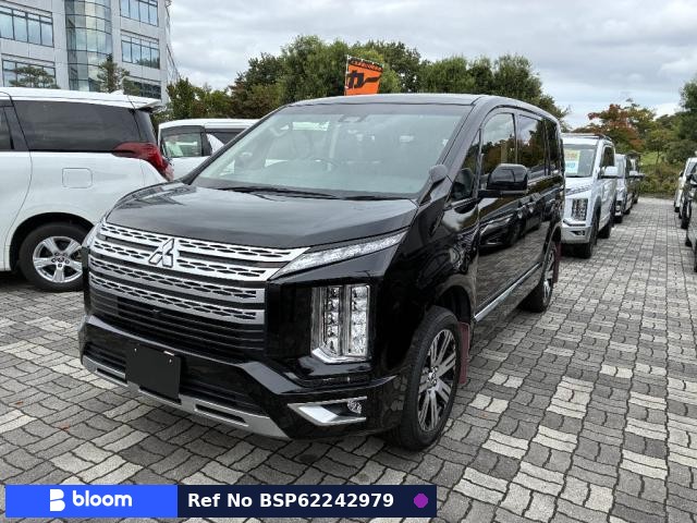 2019 Mitsubishi Delica D5