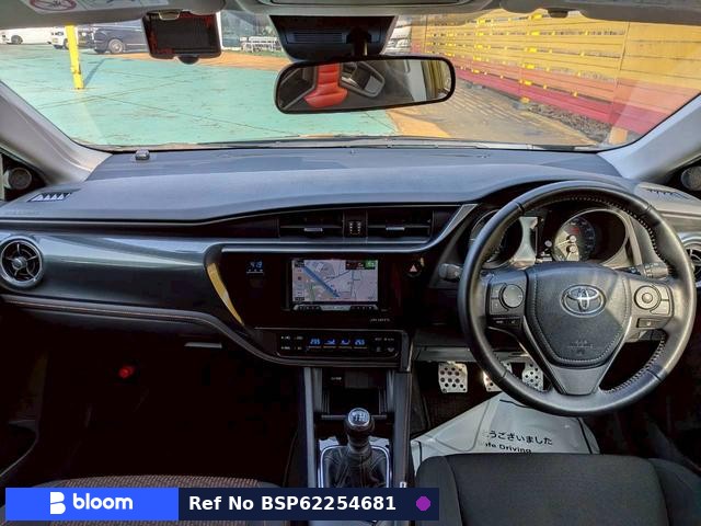 2017 Toyota Auris