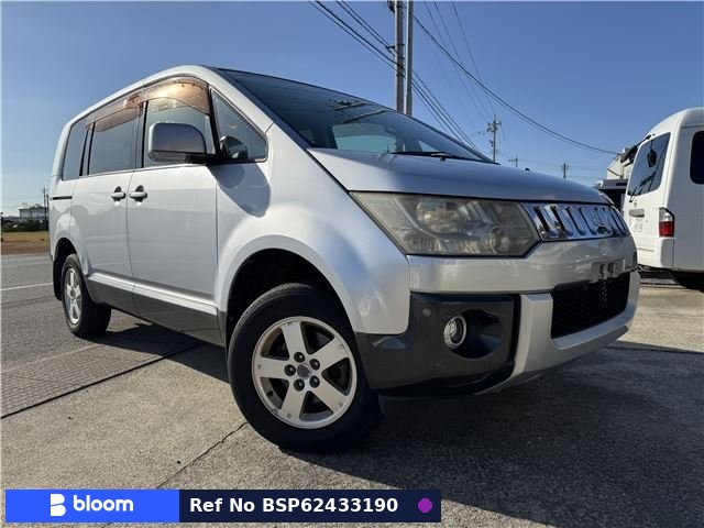 2009 Mitsubishi Delica D5