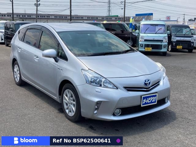 2012 Toyota Prius Alpha