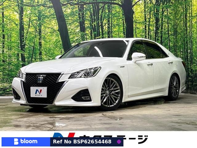 2016 Toyota Crown Hybrid