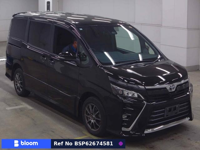 2020 Toyota Voxy