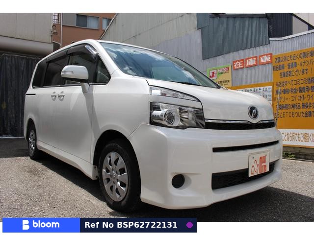 2012 Toyota Voxy