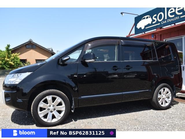 2014 Mitsubishi Delica D5