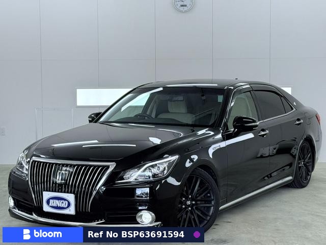 2015 Toyota Crown Majesta